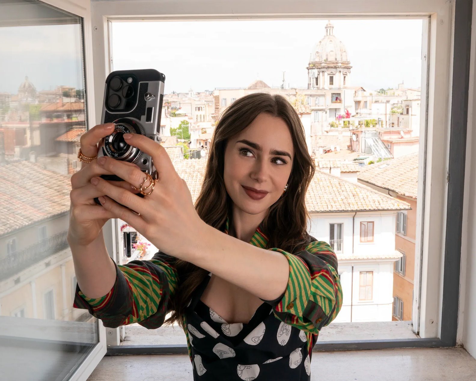 Portuguese shoes in the spotlight with Emily in Paris