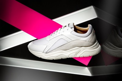 The white sneakers phenomenon