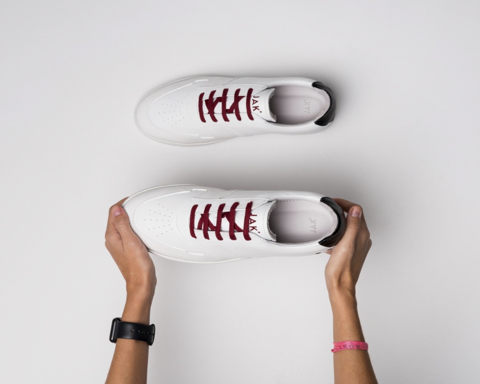 JAK SHOES arrives at Chiado