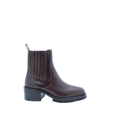 Chelsea Brown Boots